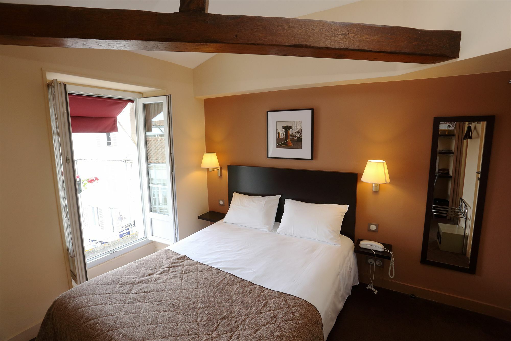 Hotel Le Bord'O Vieux Port 라로셸 외부 사진