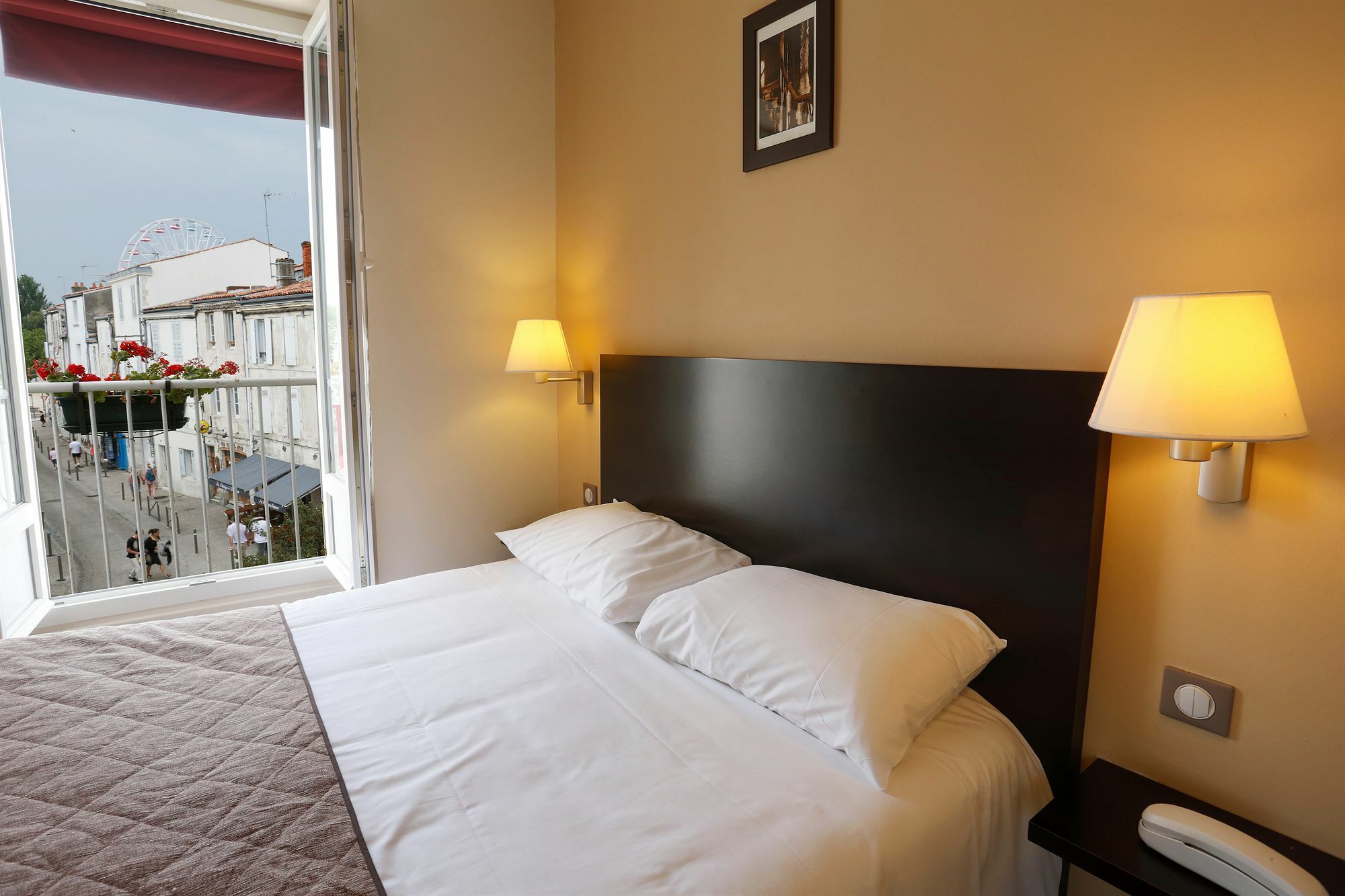 Hotel Le Bord'O Vieux Port 라로셸 외부 사진